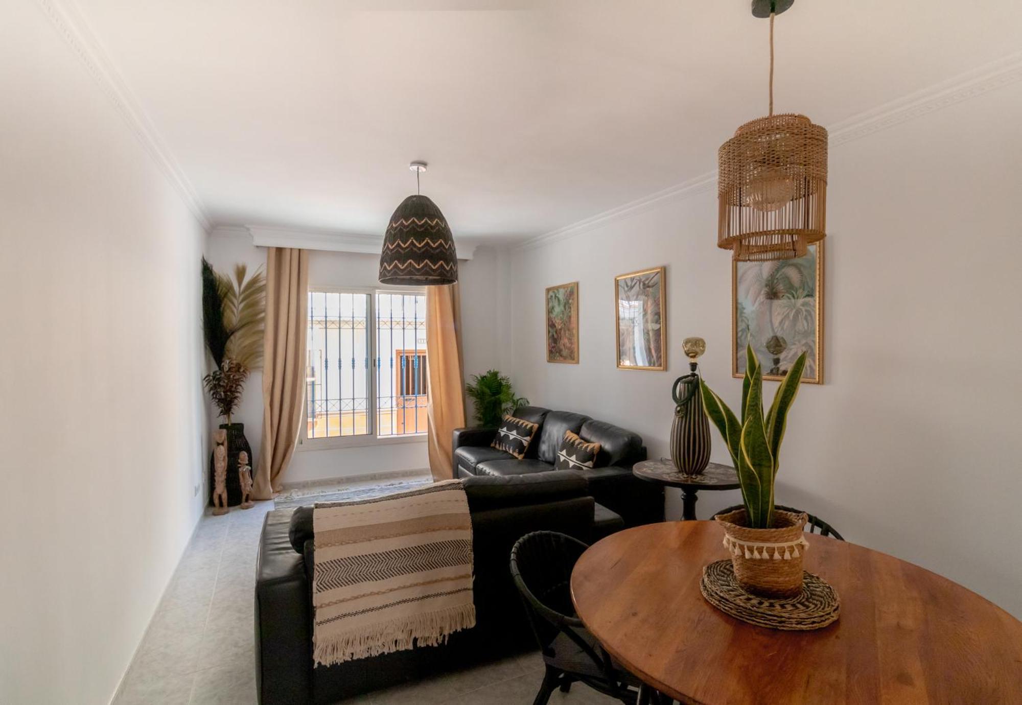 Las Flores Apartments Нерха Экстерьер фото