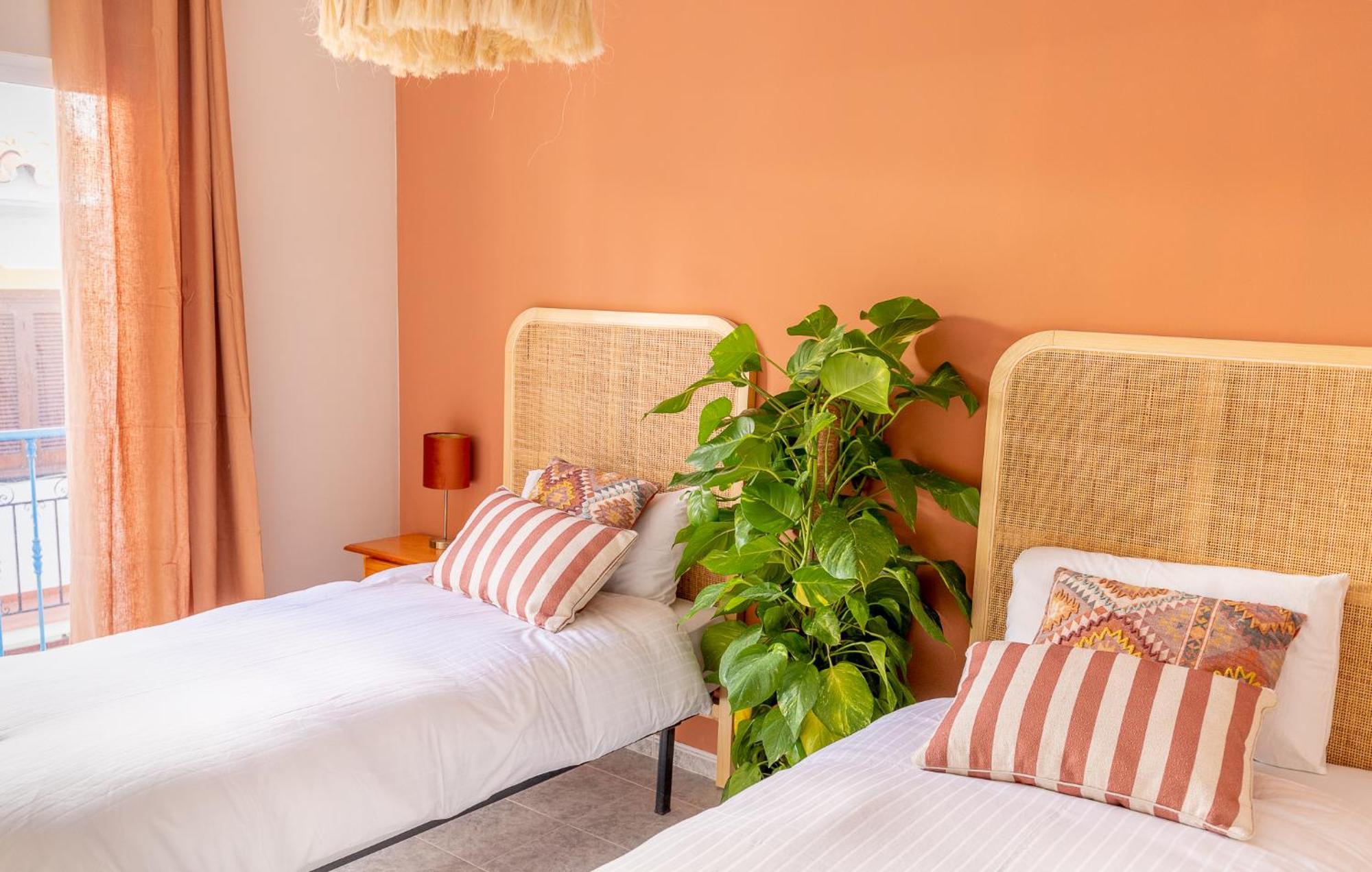 Las Flores Apartments Нерха Экстерьер фото